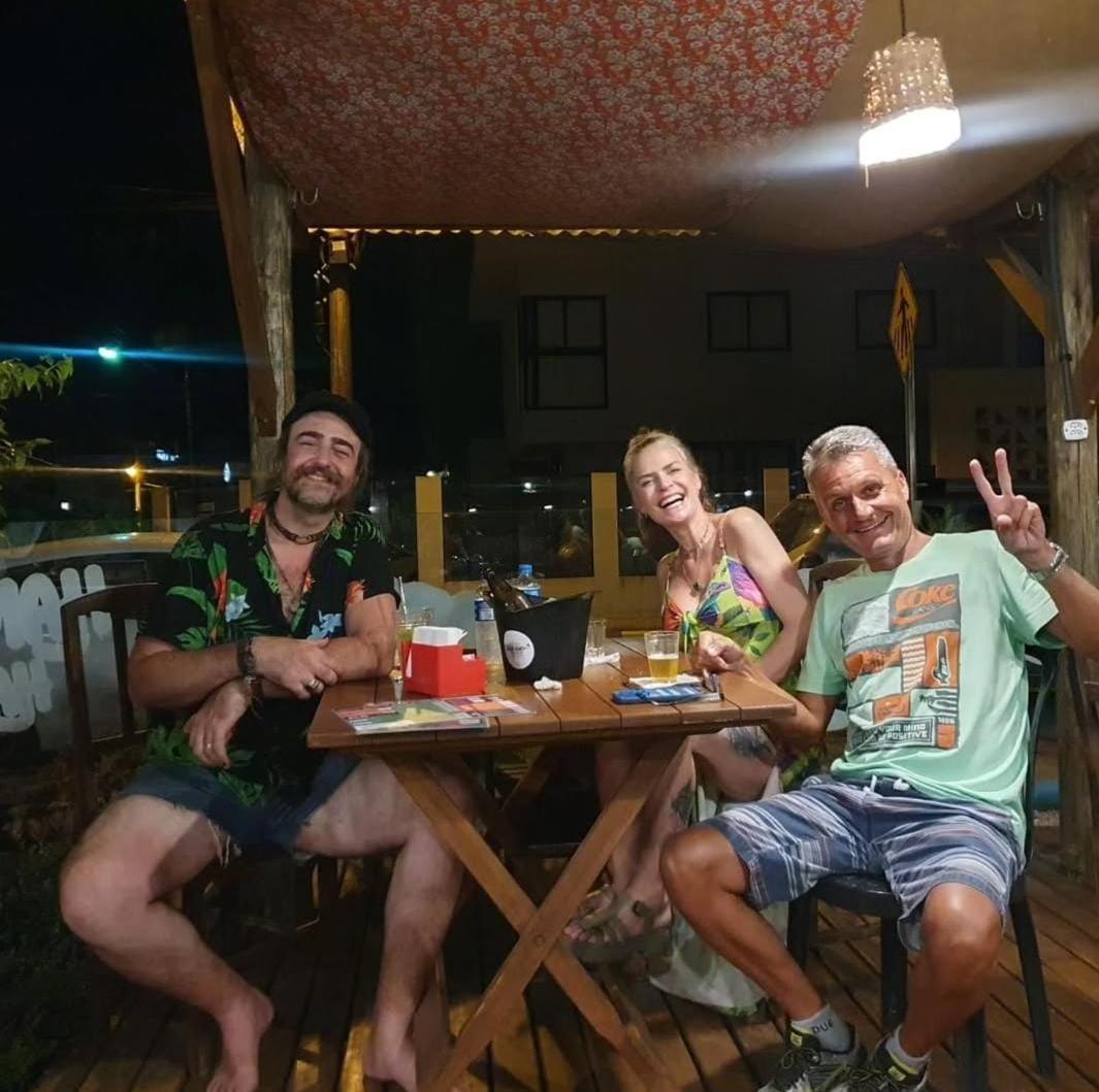 Hostel Vento Leste Bombinhas Luaran gambar